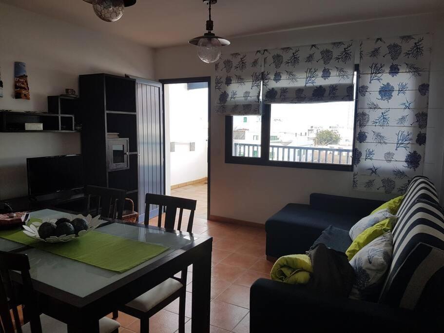 Apartamento El Coral Famara Bagian luar foto